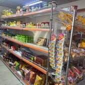 8 нэрийн дэлгүүр, хашаа байшин