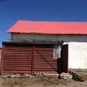 Хашаа байшин зарна