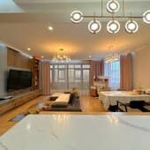 Яармагийн хамгийн гоё хотхонд 4 өрөө байраа зарна